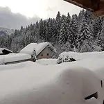 Haus Sieben - Singer Lydia Kotschach-Mauthen