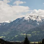 Bed & Breakfast Haus Sieben - Singer Lydia