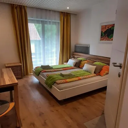 Panzió Haus Sieben - Singer Lydia Kötschach-Mauthen