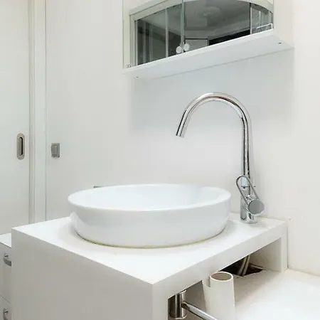 Haus Sieben - Singer Lydia 3*