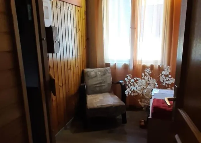 Haus Sieben - Singer Lydia 3*