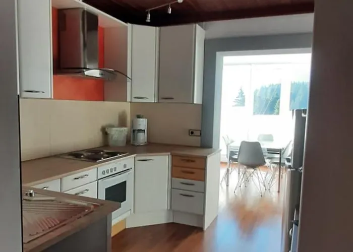 Haus Sieben - Singer Lydia 3*